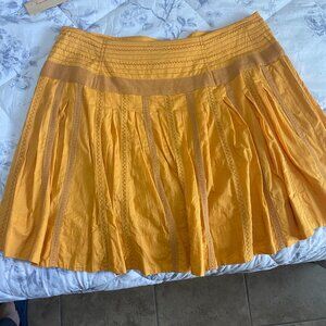 Vintage mustard pleated skirt